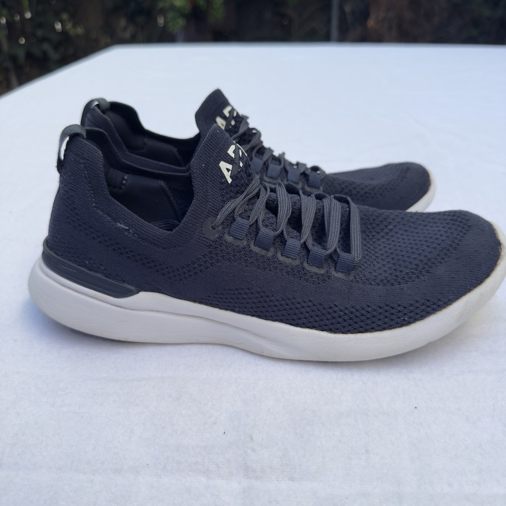 APL TechLoom Breeze‎ Women's Sneakers Navy Blue Size 9? Athletic Gym Workout